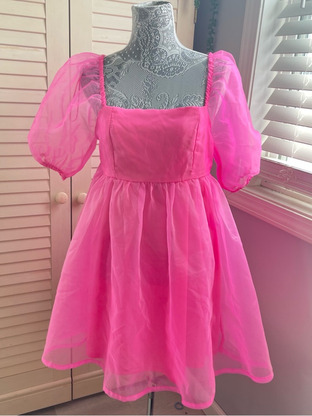TCEC Bright Pink Puff Sleeve Mini Dress